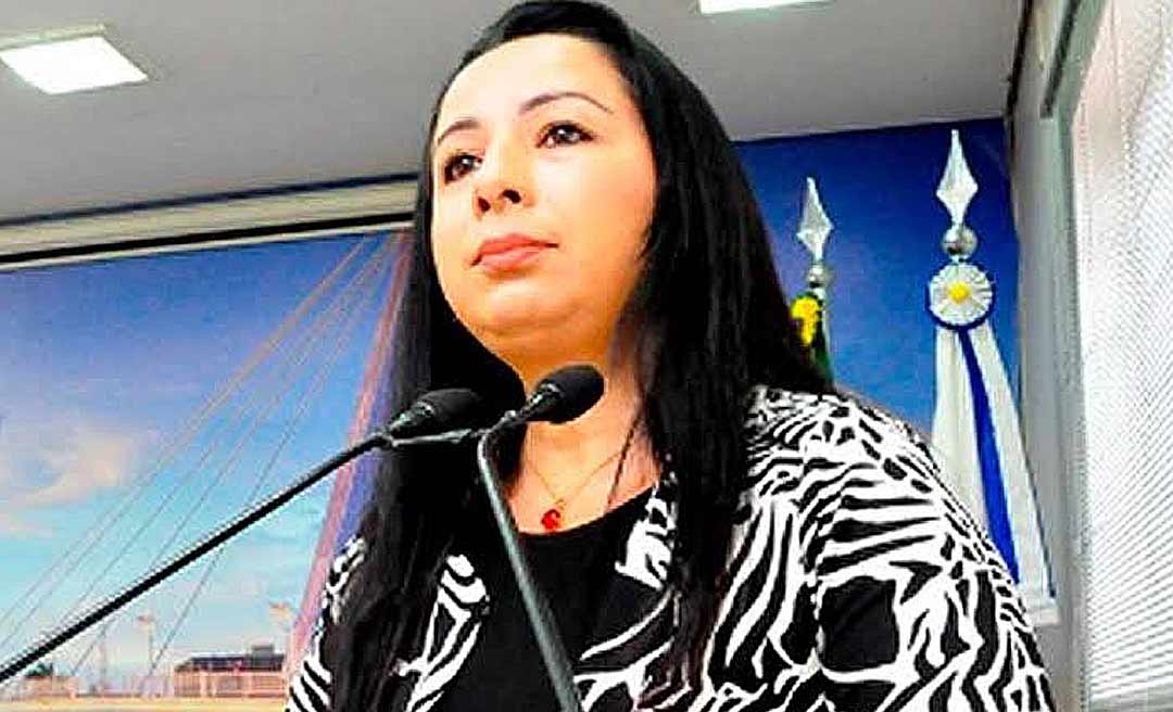 Mais um caso: Elzinha Mendonça pede afastamento de diretor da Seagro por assédio sexual