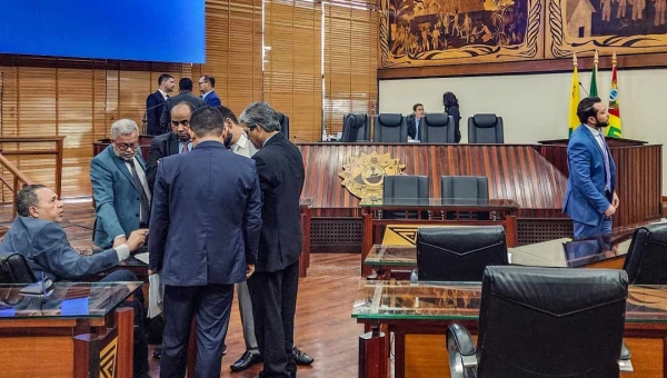 Com reajuste no percentual de repasse da Assembleia de 5,3% para 6,5%, deputados aprovam LDO