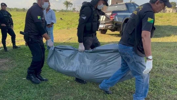 Jovem que matou a esposa a tiros se entrega à polícia em Sena Madureira