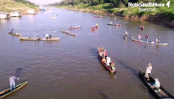 Piracema de mandi em Boca do Acre atrai grande número de pescadores