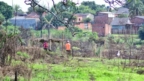 Governo do Acre diz que ofereceu auxílio às famílias que ocupam área de terra no Irineun Serra