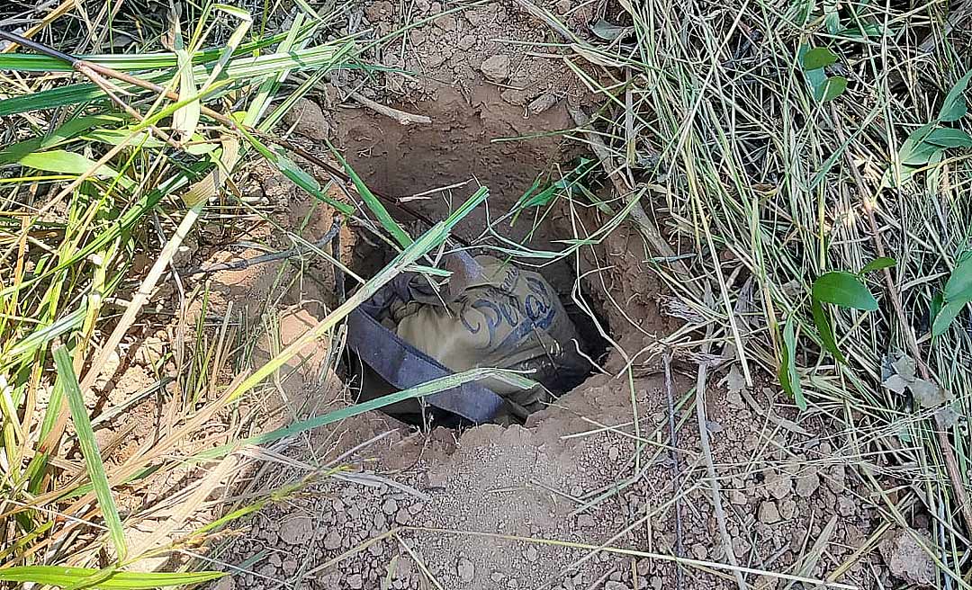 Após denúncia, PM prende homem e apreende maconha e cocaína enterradas em quintal no bairro Calafate