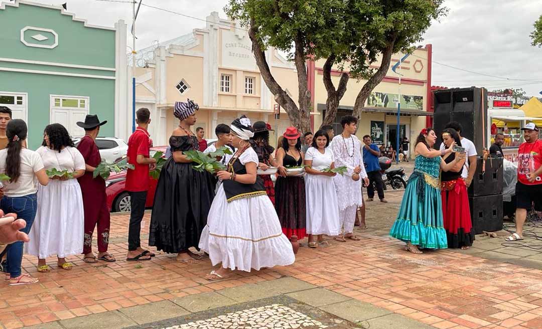 Marcha para Exu reúne adeptos na Gameleira: “Mostrar que Exu não é o diabo”