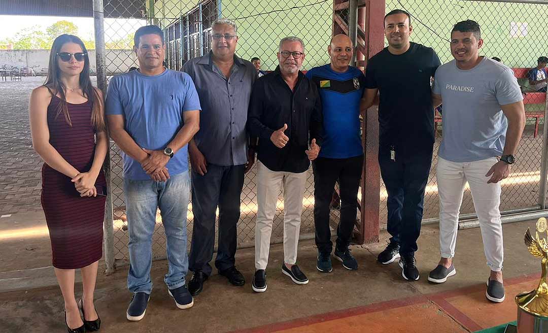 Com presença do deputado Afonso Fernandes, escola Lourival Pinho realiza Jogos Interclasses entre os alunos do Ensino Médio