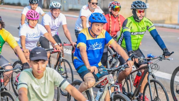 1ª edição do Pedala Rio Branco é realizada na capital