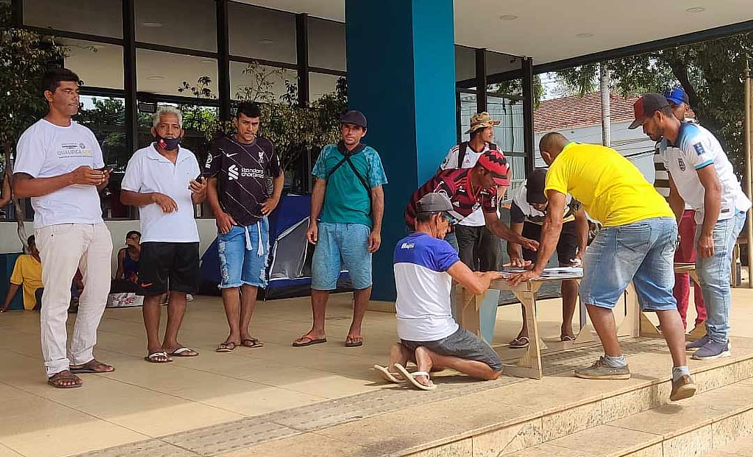 Famílias do Terra Prometida acampados na Aleac são vítimas dos "pedritas"