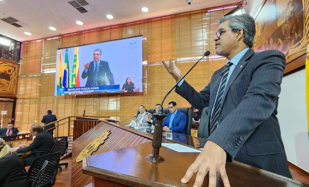 Edvaldo Magalhães denuncia atraso no pagamento do transporte escolar em Brasileia: ‘três meses de salários atrasados’