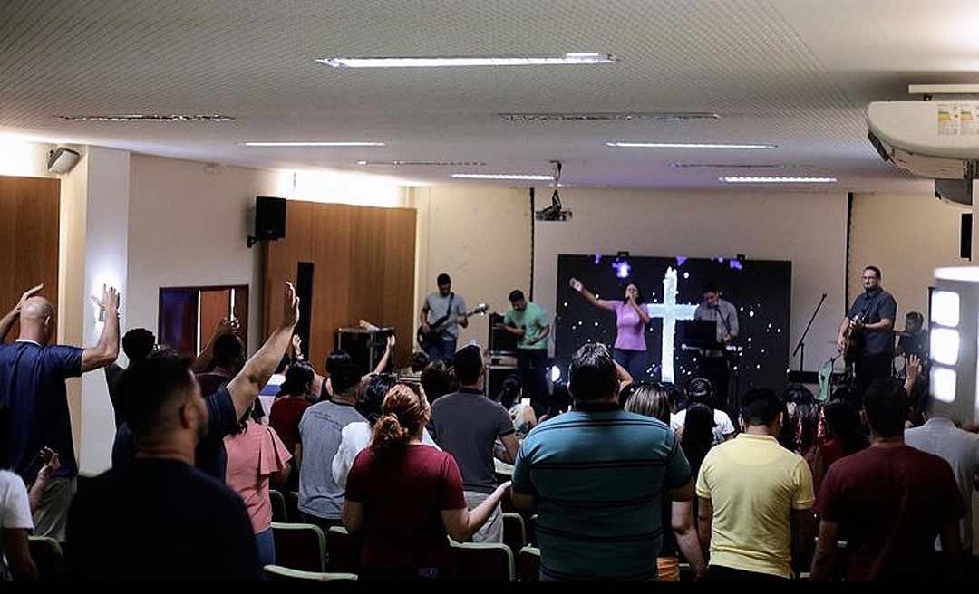 Filmoteca é usada para culto evangélico; entidades culturais do Acre protestam