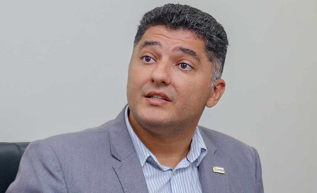 Chefe da CGU no Acre descarta perseguição e diz que indicação de esposa ao governo não partiu dele: “carreira jurídica consolidada e independente da minha”