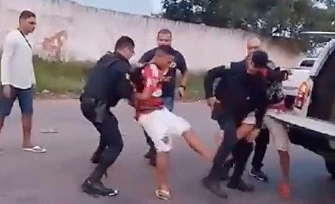 Policiais são hostilizados no Tancredo Neves após prenderem acusados de tráfico e furto; veja o vídeo