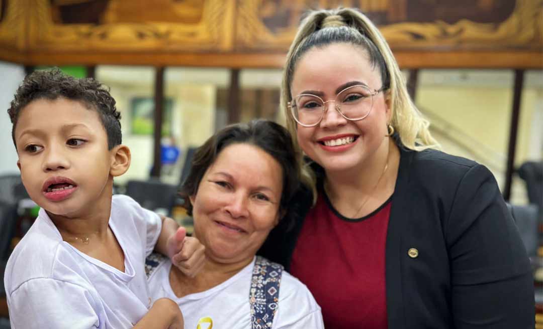 Deputada Dra. Michelle Melo realiza sessão alusiva à luta contra o câncer infantojuvenil