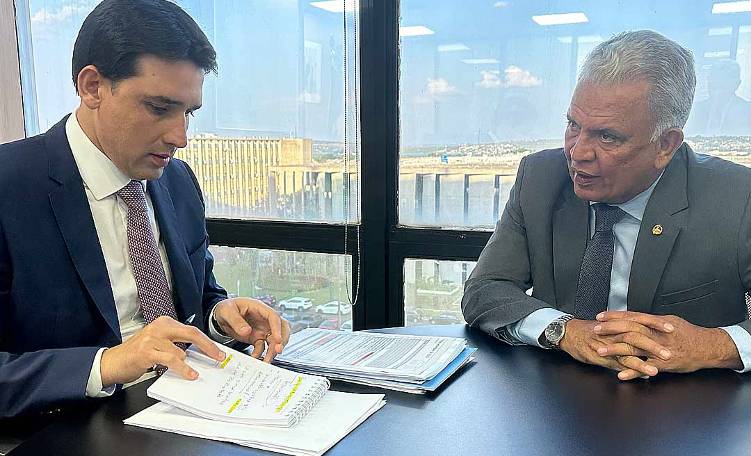 Petecão e ministro de Portos e Aeroportos vão discutir plano de aviação para o Acre