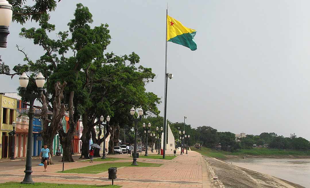 Segunda-feira quente com chuvas pontuais acompanhadas de temporais no Acre