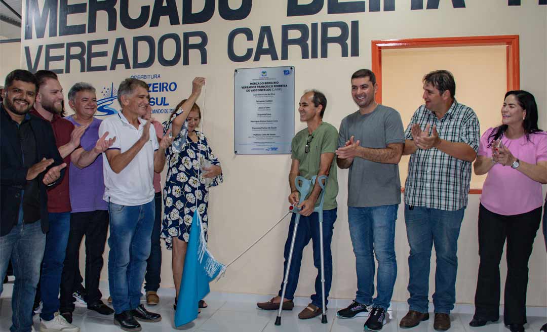 Prefeito Zequinha Lima entrega revitalização do Mercado Beira-Rio