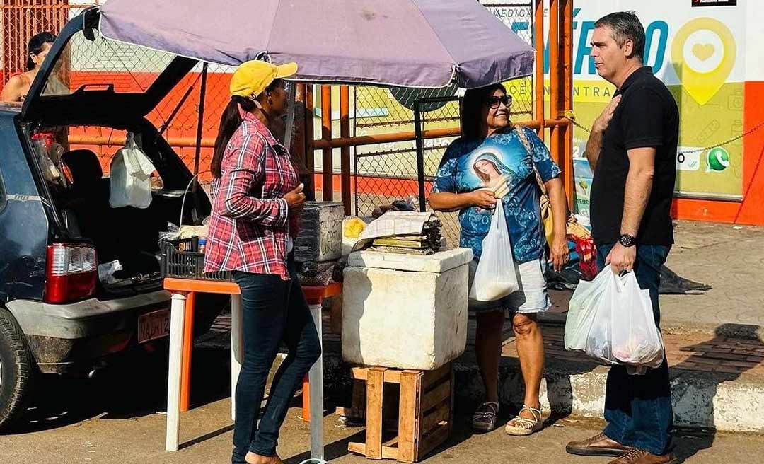 É dia de feira! Marcus Alexandre visita feirinha do Manoel Julião: "Vamos valorizar a nossa produção"