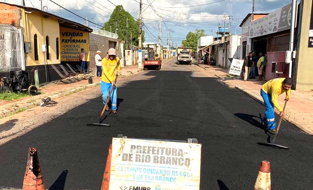 Bocalom busca financiamentos para pavimentação de ruas, melhorar abastecimento de água e auxiliar na infraestrutura onde serão erguidas 1001 casas