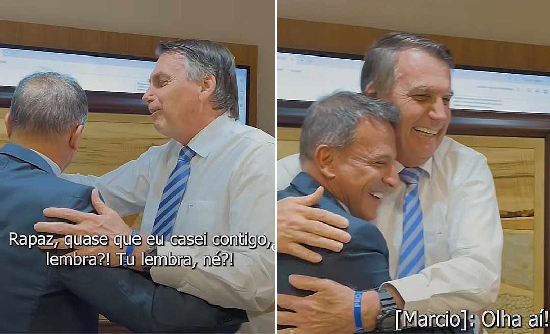 Ao receber presente de Márcio Bittar, Bolsonaro brinca com o senador: “Quase casei contigo”