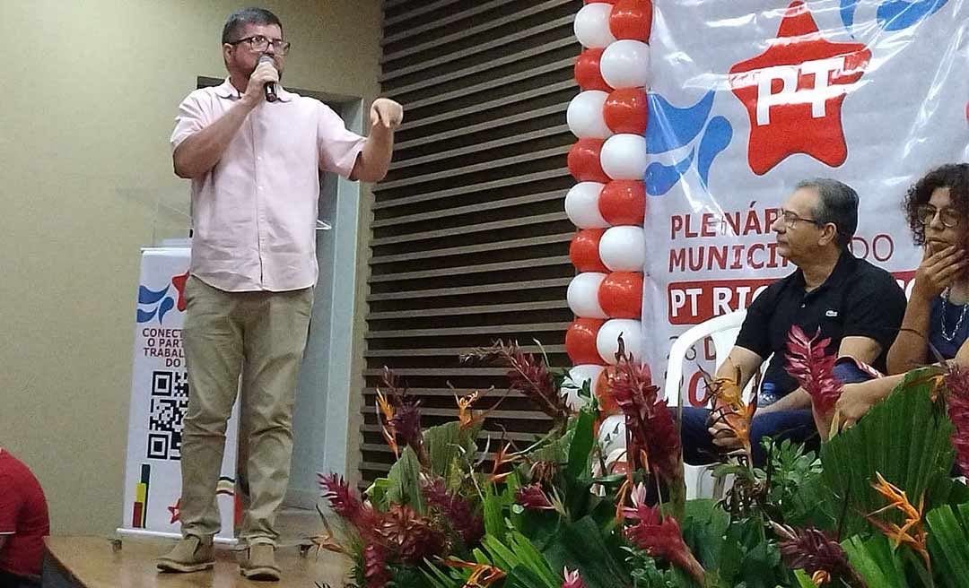 Em namoro com o governo Gladson, PSD de Petecão envia representante a evento do PT em Rio Branco