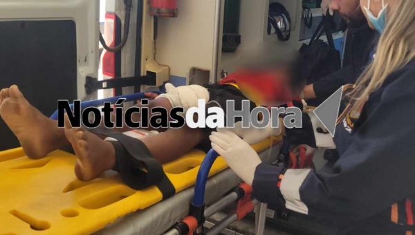 Criança de nove anos se desequilibra ao andar de bicicleta e acaba perfurando a perna e fica em estado grave