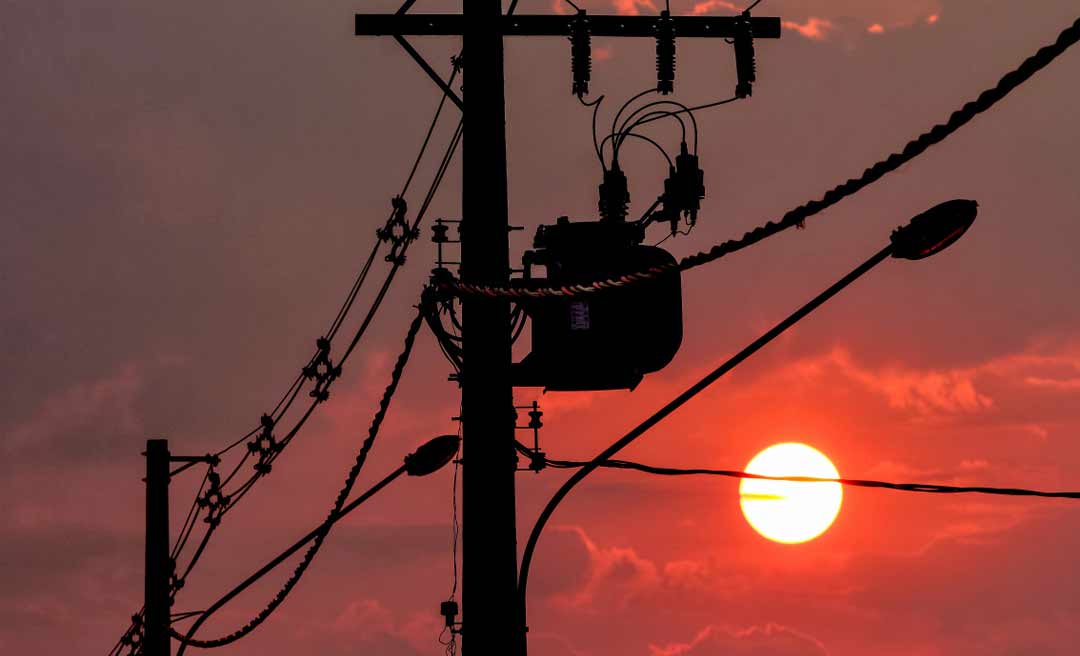 Outubro quente: onda de calor provoca aumento de 23,4% no consumo de energia no Acre  