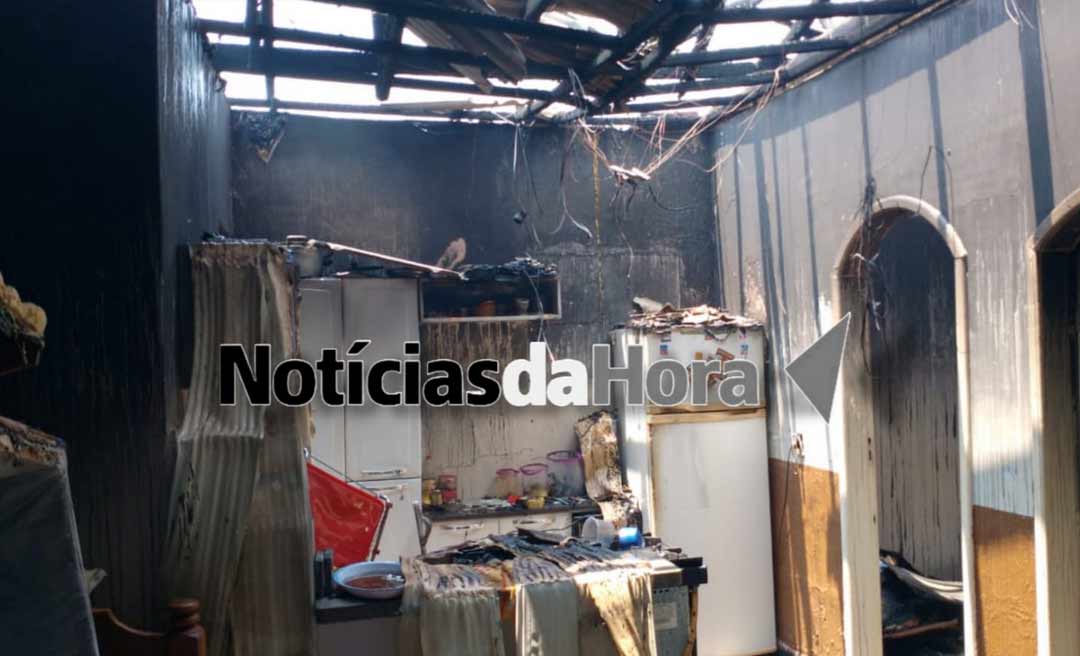 Quarteirão pega fogo no João Eduardo e por pouco não termina em tragédia