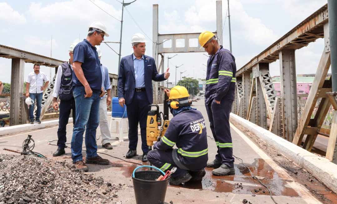 Gladson vistoria obras na Ponte Metálica e cobra celeridade nos serviços 