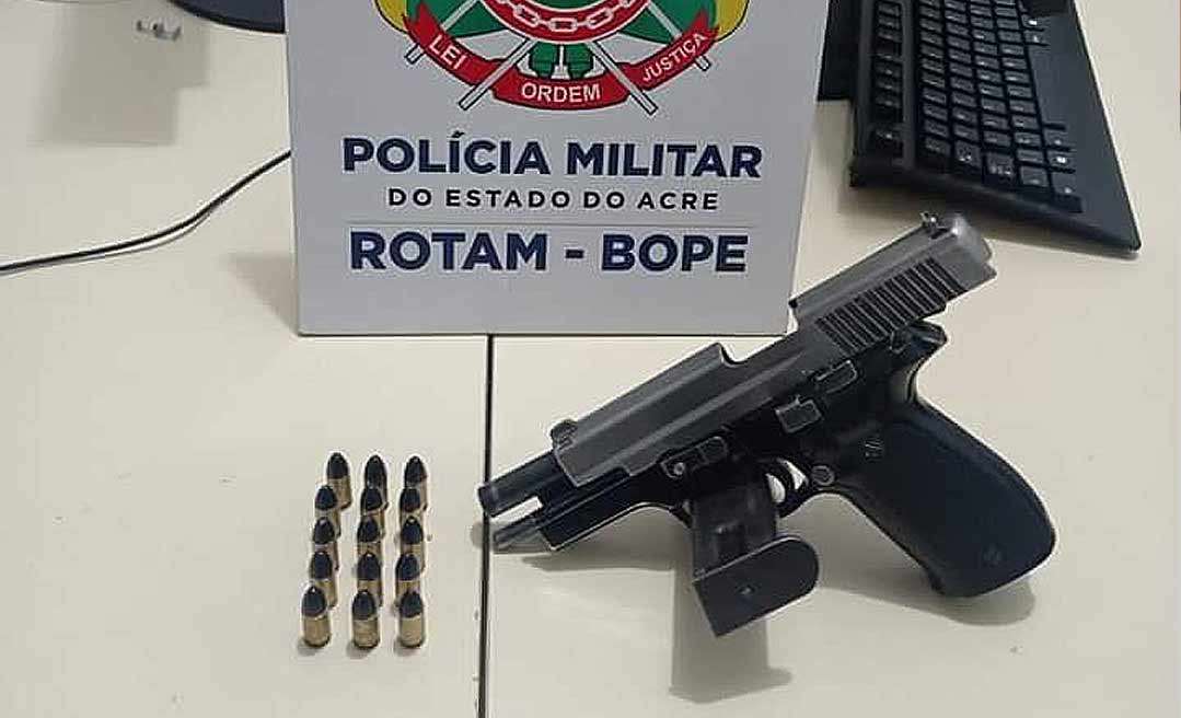 Polícia Militar apreende pistola 9 milímetros com 15 balas intactas durante patrulhamento na região da Transacreana