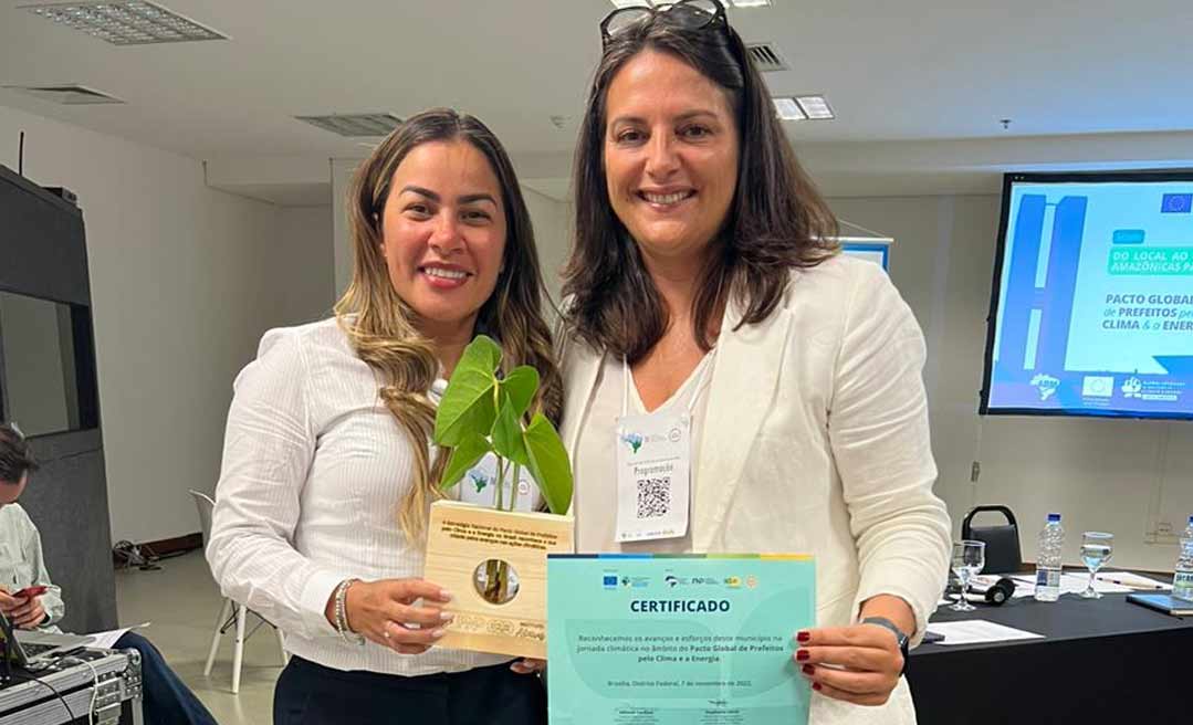 Fernanda Hassem recebe Prêmio da ABM pelo desenvolvimento de ações de combate as mudanças climáticas