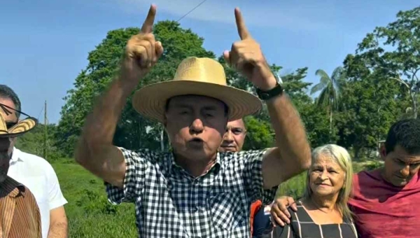 “Aquela turma não dava valor para o homem do campo, o negócio deles era floresta”, diz Bocalom durante entrega de ponte no Catuaba