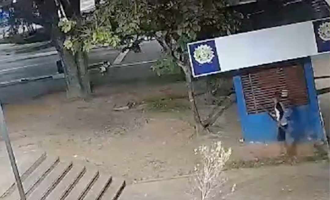 Ladrão que tentou arrombar ponto de mototáxi na Capital é preso; veja o vídeo