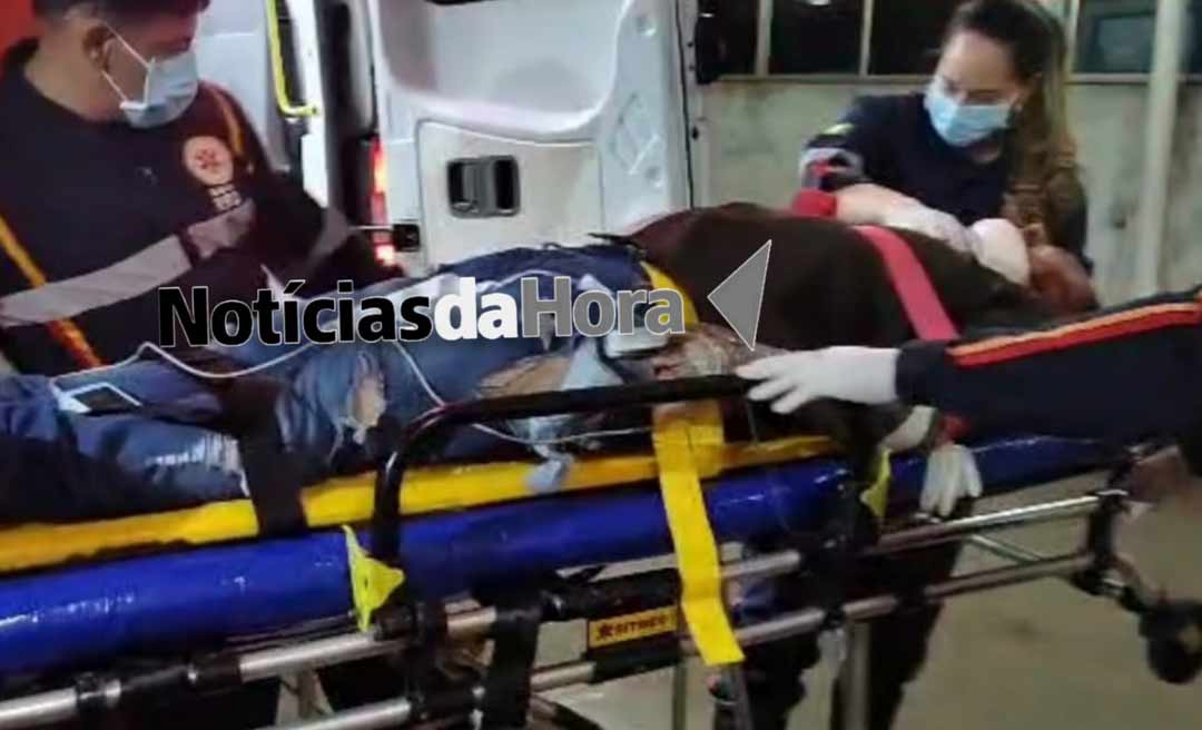 Vítima de atropelamento é socorrida por condutor na estrada do Calafate