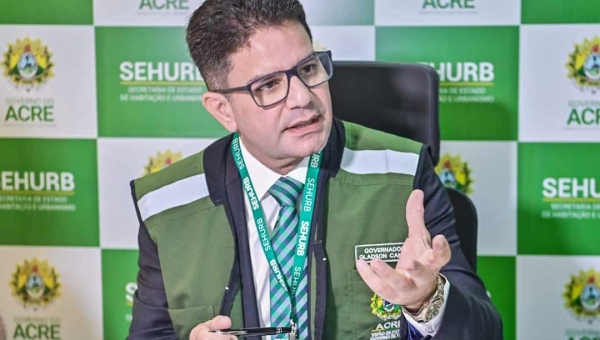 Gladson autoriza licitações para construção de mais de 1,5 mil unidades habitacionais no Acre
