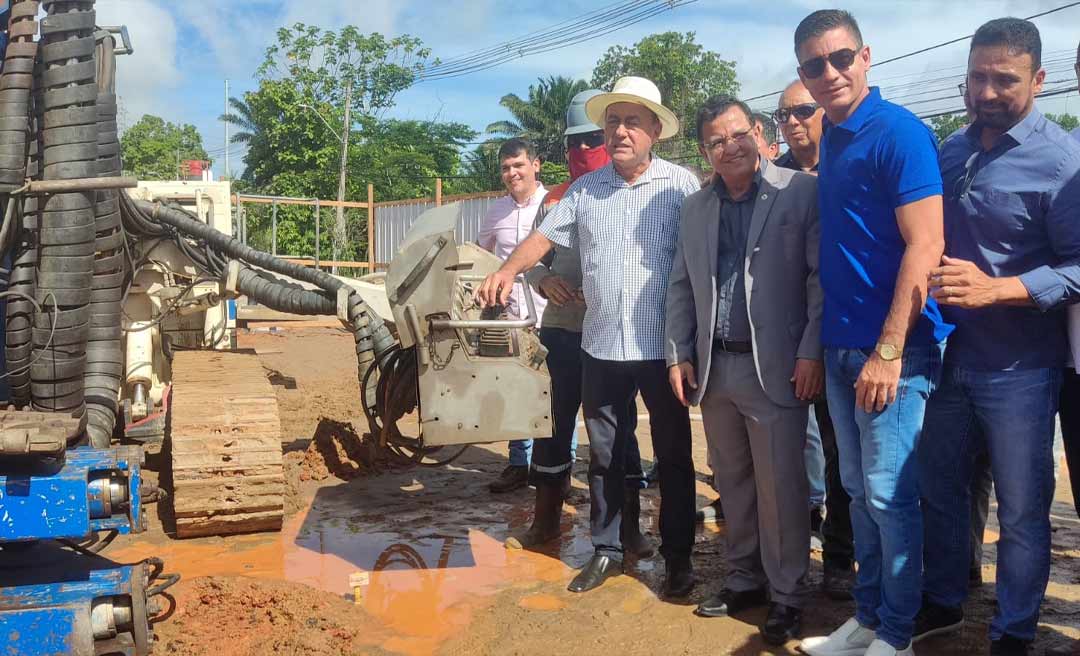 Bocalom participa da perfuração da 1ª pilastra para a construção do elevado da Dias Martins