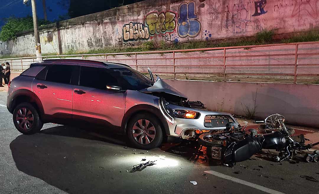 Adolescente responsável por grave acidente na Dias Martins é apreendida