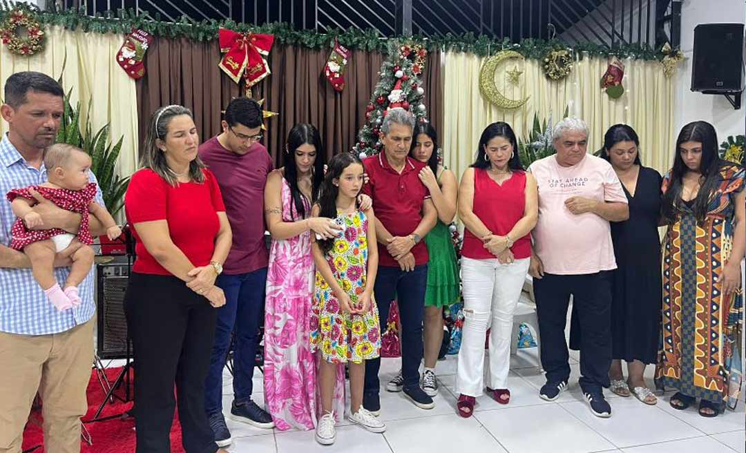 Casal Maria Antônia e Deda Amorim realiza jantar de Natal em casa de apoio para pacientes em tratamento na Capital