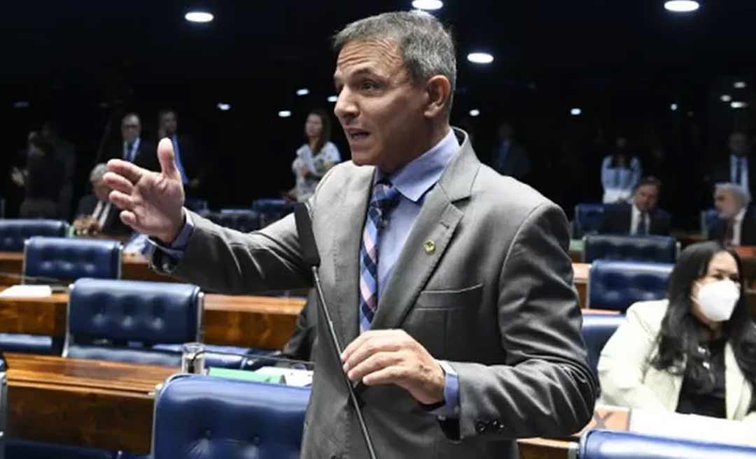 Bittar propõe PEC que anistia presos do dia 8 de janeiro acusados de atentado contra a democracia e beneficia Bolsonaro