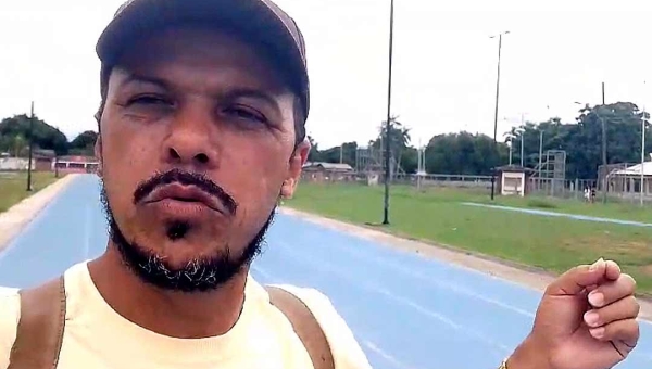 Palmeirense e militante comunista cobra do goleiro Weverton a criação de um projeto esportivo na Baixada da Sobral