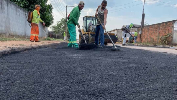 Prefeitura de Brasileia encerra o ano com um total de 35 ruas pavimentadas, 54 pontes e 35 linhas de bueiros instaladas