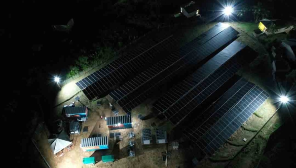 Governo do Acre regulamenta Programa Mais Luz para instalação de placas solares