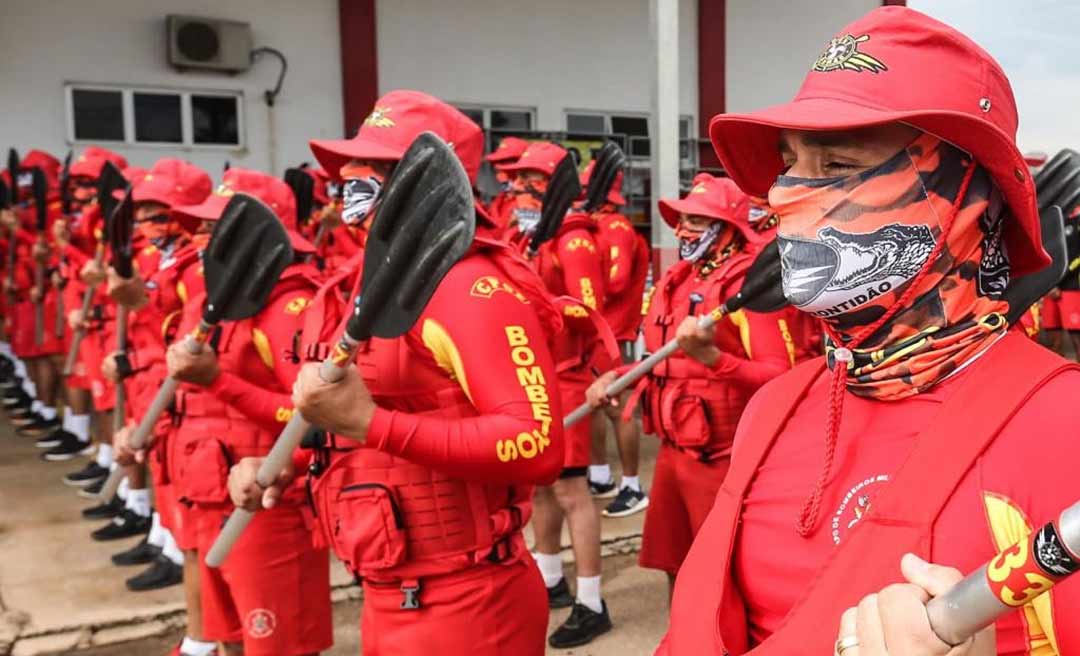 Com aumento do nível do Rio Acre, Corpo de Bombeiros alinha ações para atuar em possível cheia