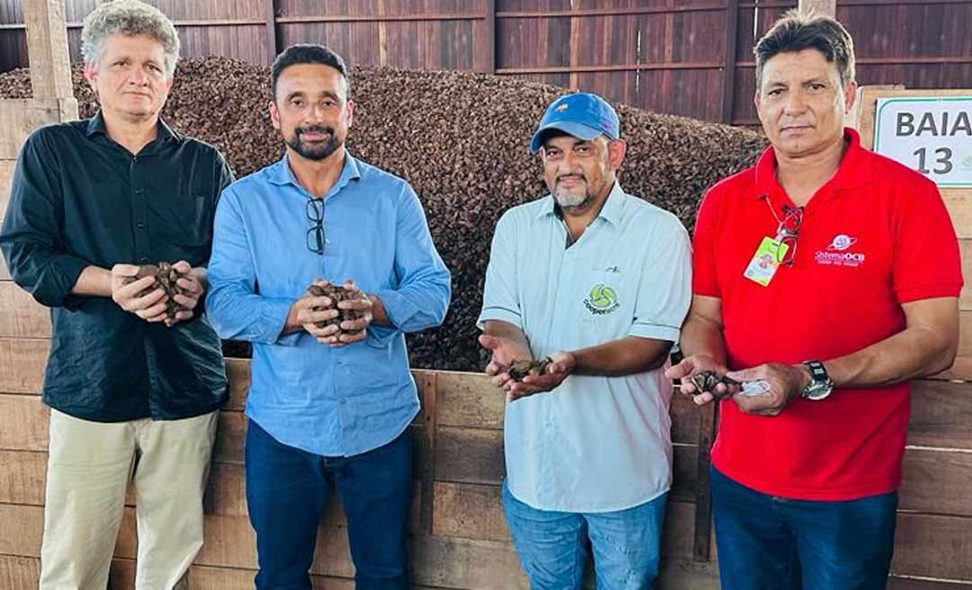 Empresário visita agroindústria da Cooperacre e ressalta a importância da castanha do Acre que já é comercializada em 10 países