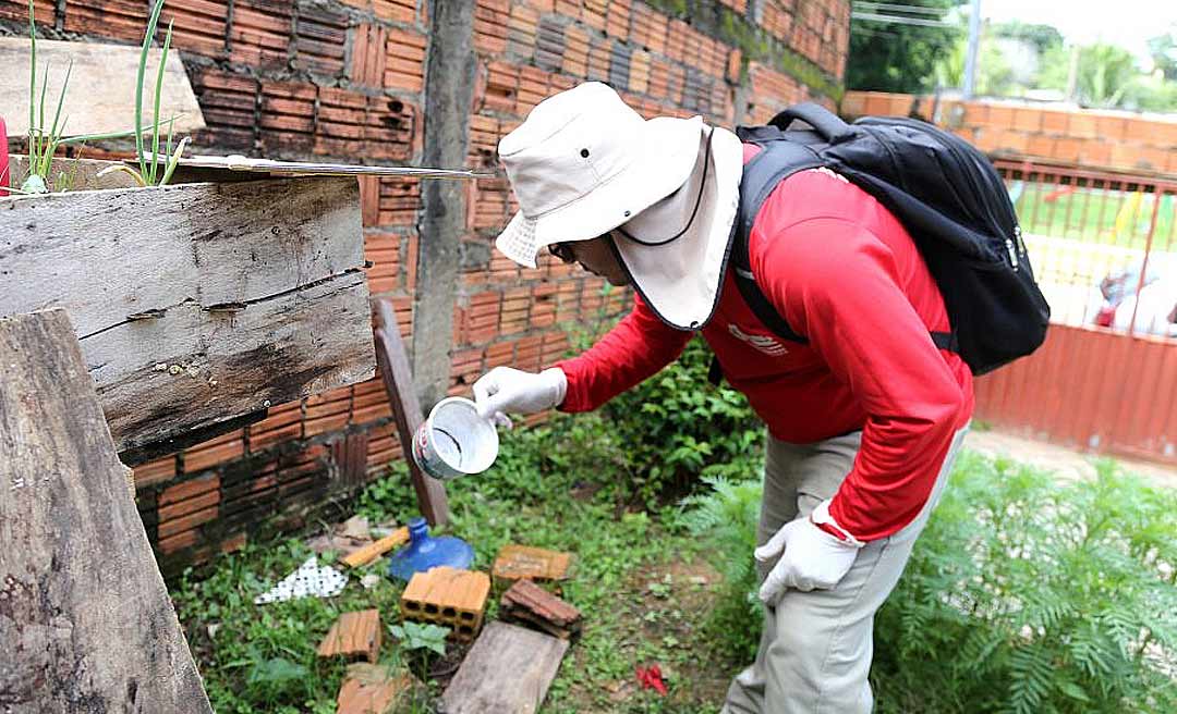 Com alta nos casos de dengue e decreto de emergência, Acre defende prioridade na vacinação contra a dengue