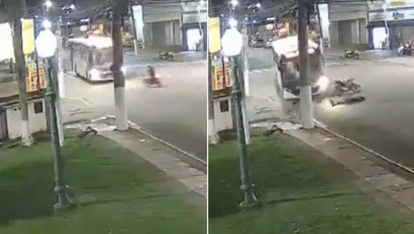 Vídeo mostra exato momento em que motociclista colide contra ônibus da Ricco