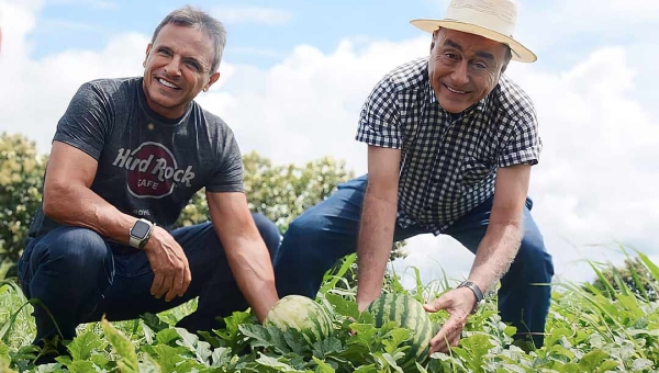 Bocalom visita comunidade Baixa Verde e Ramal Itucumã ao lado do senador Márcio Bittar