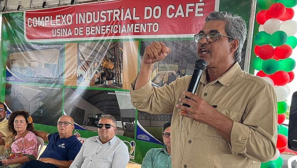 Edvaldo Magalhães destaca ordem de serviço para construção do Complexo Industrial do Café, uma parceria da ABDI e Coopercafé