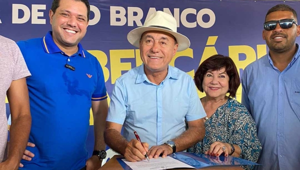 Bocalom assina ordem de serviço para construção da primeira creche para crianças de 0 a 2 anos