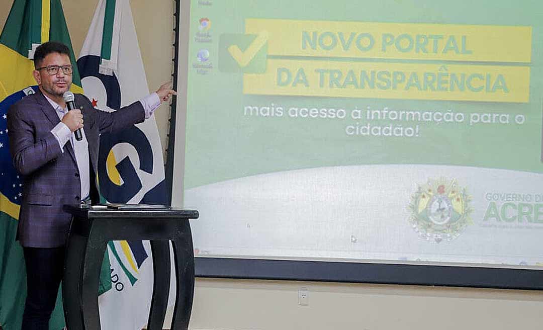 Em solenidade na Biblioteca Pública, Gladson lança novo Portal de Transparência e fala em “garantir a confiança da população”