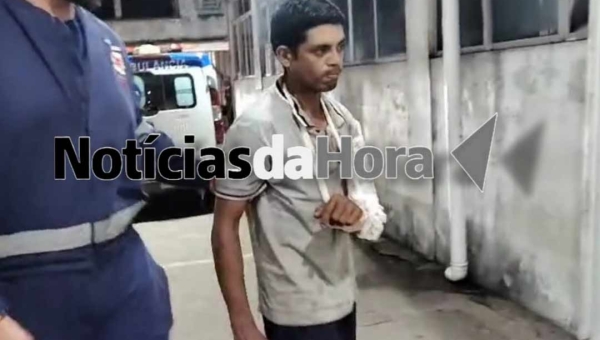 Marido valentão bate na esposa, mas é surpreendido por grupo de homens e por pouco não é linchado