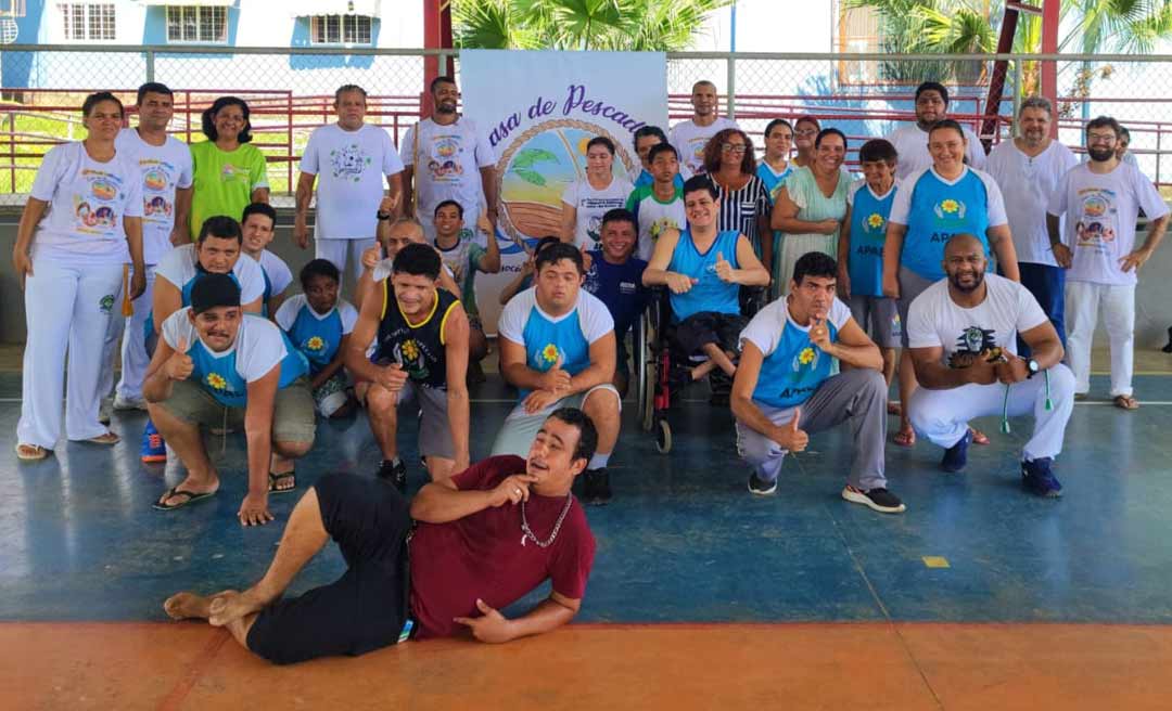 Com resgate da cultura afro-brasileira, estudantes da Apae Rio Branco participam de aulão de capoeira