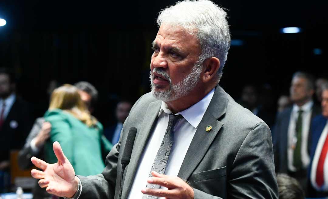 Petecão comemora a aprovação do projeto que restringe a saída temporária de presos